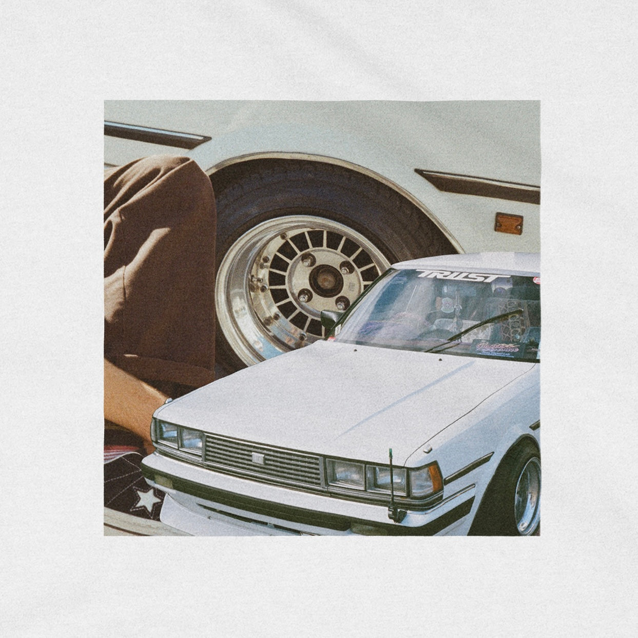 YOGIEBEAR MX73 CRESSIDA ✧ 35MM SERIES T-SHIRT